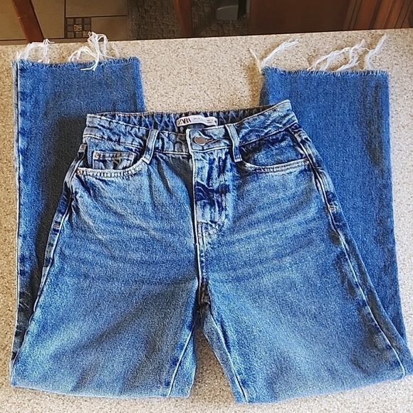 Zara High Waist Frayed Hem Jeans Size 24 - Picture 2 of 12